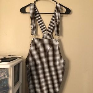 Overall dress
